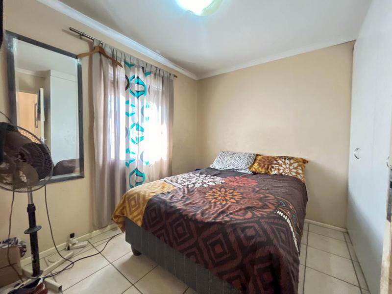 3 Bedroom Property for Sale in Pelikan Park Western Cape